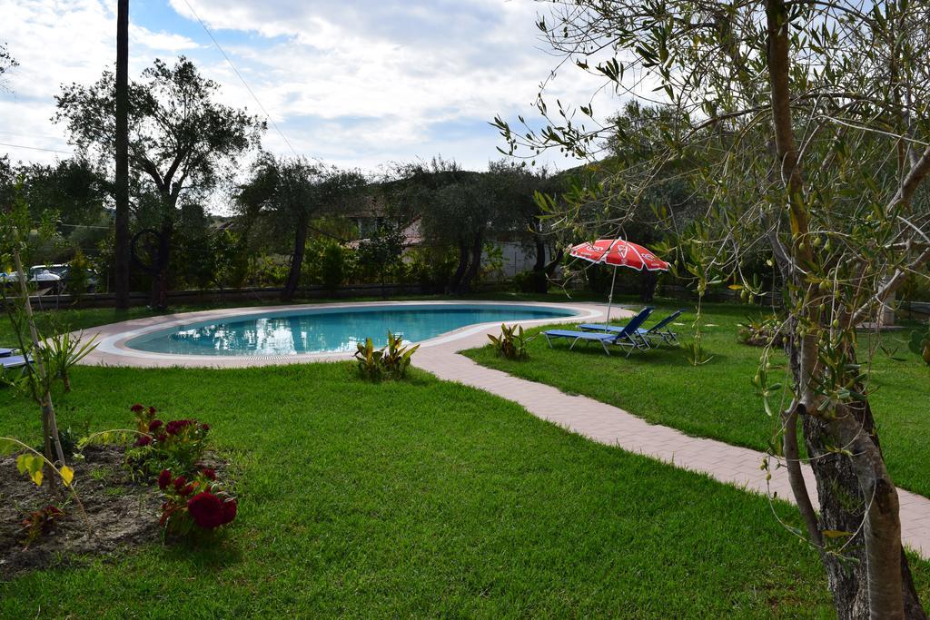 Three Stars Luxury Villas Moraḯtika Exterior foto